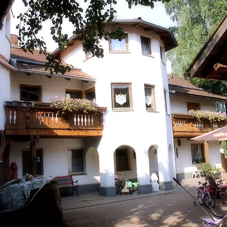 Kieslinger Hilde Arrach